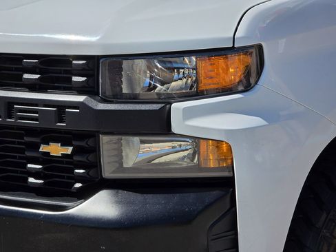 Used 2021 Chevrolet Silverado 1500 W/T w/ Z71 Off-Road Package AWD/4WD image 7