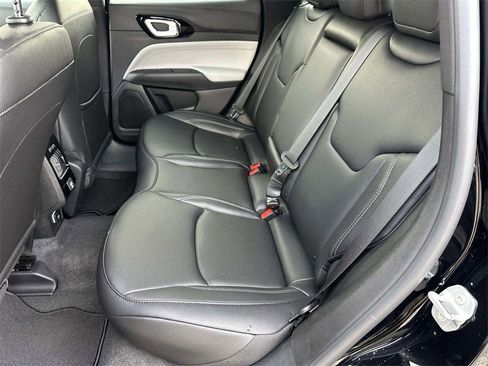 New 2026 Jeep Compass Limited image 8