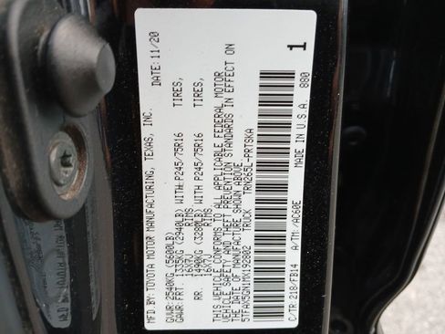 Used 2021 Toyota Tacoma SR w/ SR Convenience Package image 34