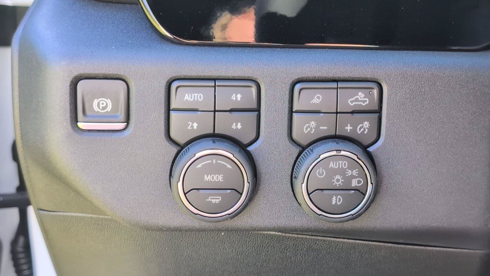 New 2026 Chevrolet Silverado 1500 RST w/ RST All Star Premium Package AWD/4WD image 31