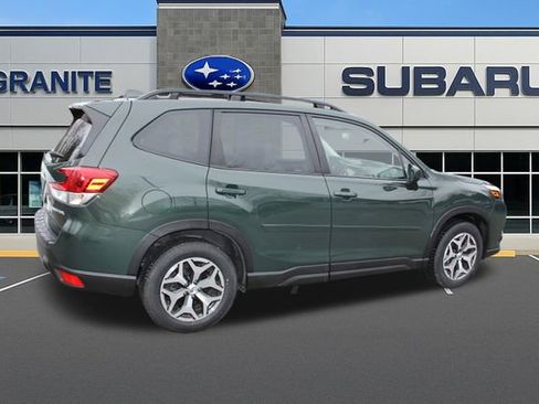 Certified 2023 Subaru Forester Premium image 11