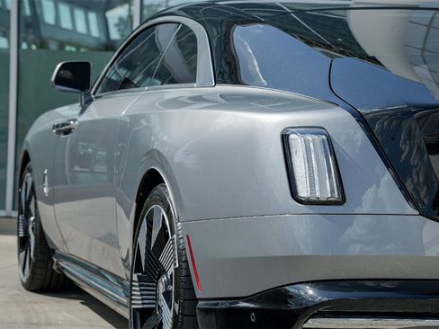 Certified 2025 Rolls-Royce Spectre w/ Spectre Launch Package image 17