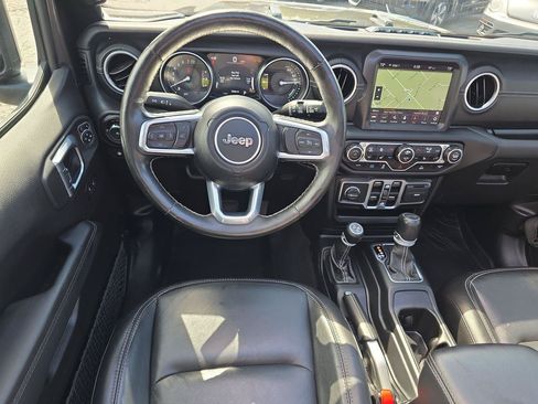 Used 2021 Jeep Wrangler Unlimited Sahara w/ Cold Weather Group AWD/4WD image 6