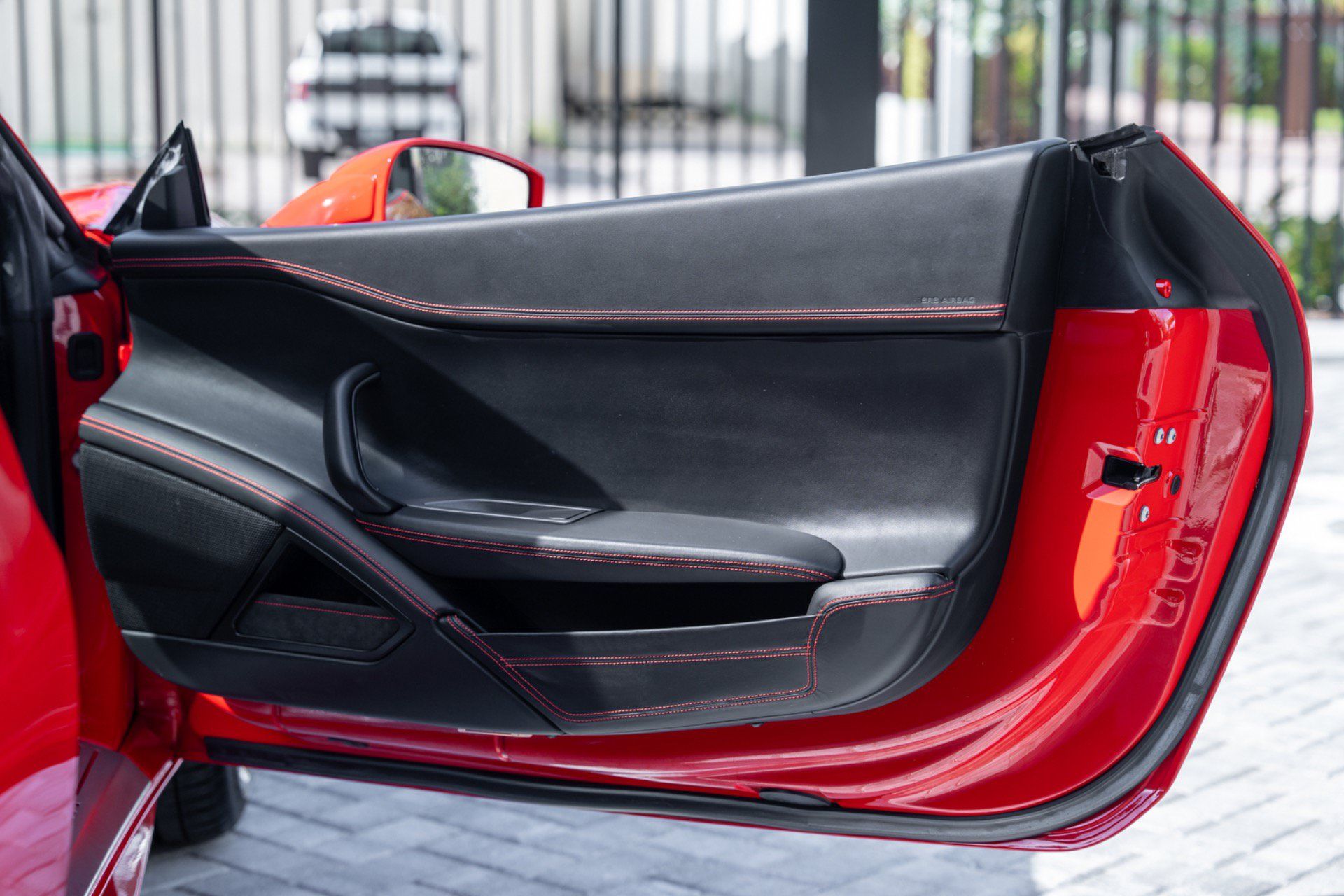 Used 2013 Ferrari 458 Spider RWD image 46