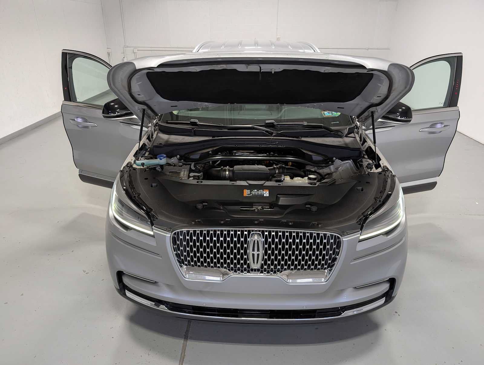 Used 2021 Lincoln Aviator AWD w/ Elements Package image 13