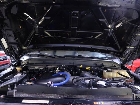 Used 2016 Ford F250 Lariat w/ Lariat Ultimate Package image 8