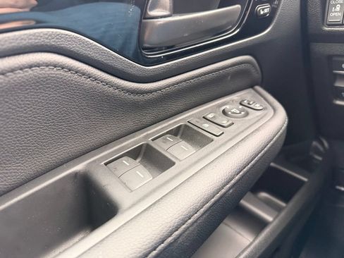 Used 2026 Honda Odyssey Touring image 7