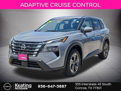 Certified 2026 Nissan Rogue SV FWD image 8