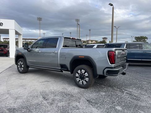 New 2026 GMC Sierra 2500 Denali w/ Denali Reserve Package AWD/4WD image 6