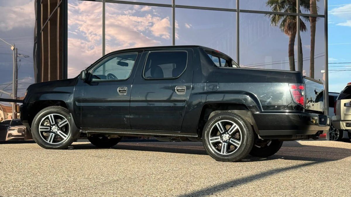 Used 2013 Honda Ridgeline Sport image 6