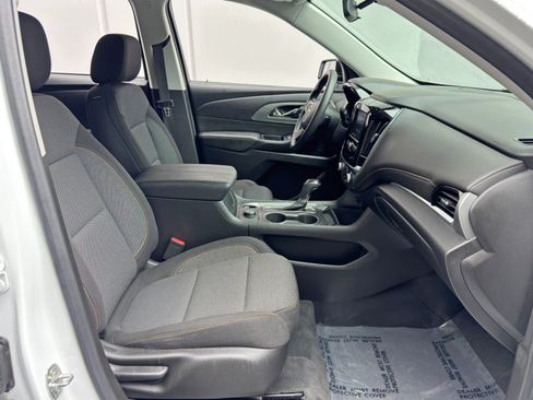 Used 2020 Chevrolet Traverse LS FWD image 14