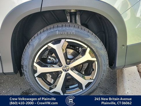 New 2026 Volkswagen Tiguan SE AWD/4WD image 18