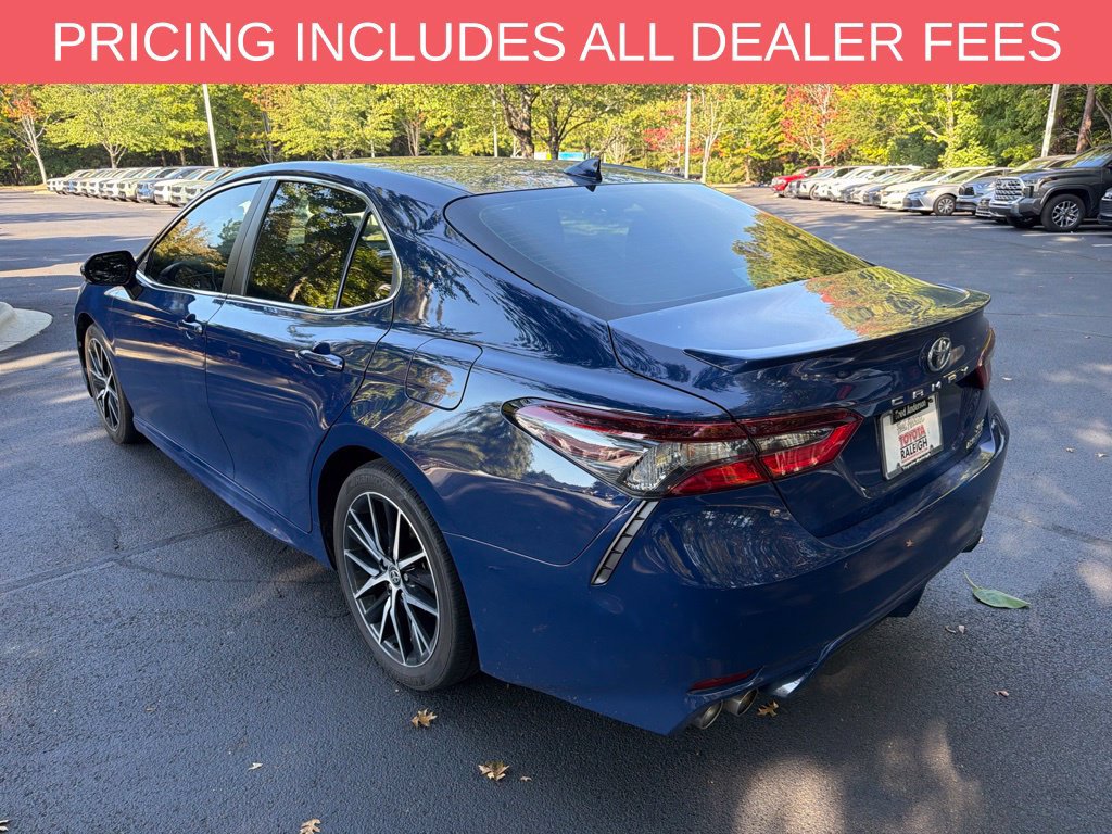Used 2023 Toyota Camry SE w/ Audio Upgrade Package FWD image 4