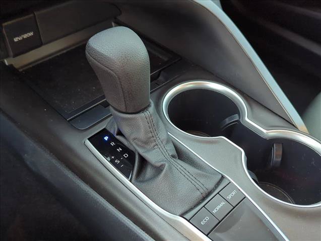 Used 2022 Toyota Camry LE FWD image 21