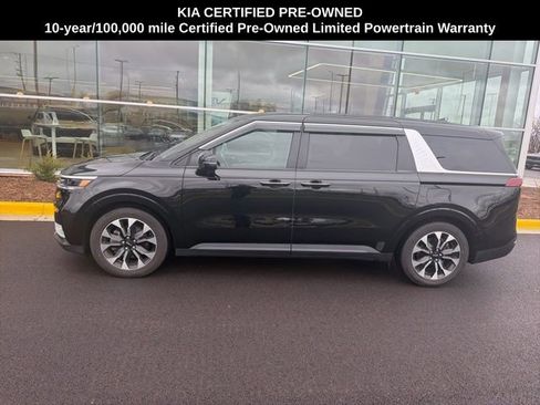 Certified 2024 Kia Carnival EX image 18