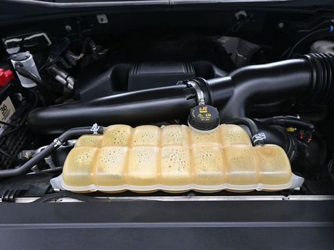 Used 2019 Ford F150 Lariat w/ Equipment Group 502A Luxury image 31