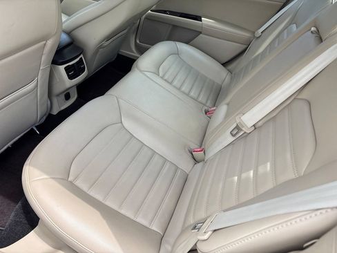 Used 2015 Ford Fusion SE w/ Equipment Group 202A FWD image 6