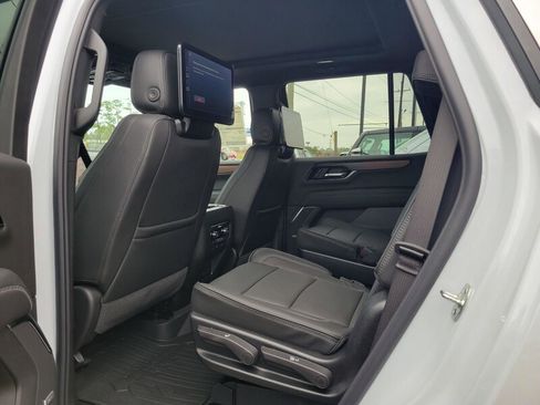 New 2026 GMC Yukon Denali w/ Denali Reserve Package AWD/4WD image 29