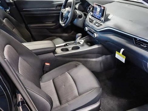 New 2025 Nissan Altima 2.5 S image 16