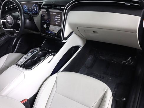 Used 2022 Hyundai Tucson Limited image 41