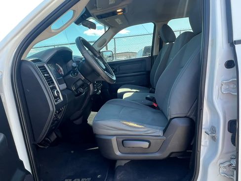 Used 2017 RAM 1500 Express AWD/4WD image 24