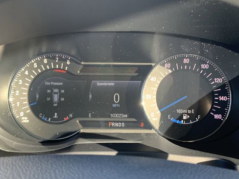 Used 2018 Ford Explorer Platinum image 21