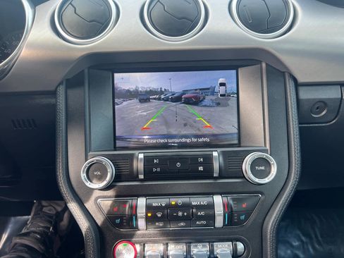 Used 2019 Ford Mustang Premium image 28