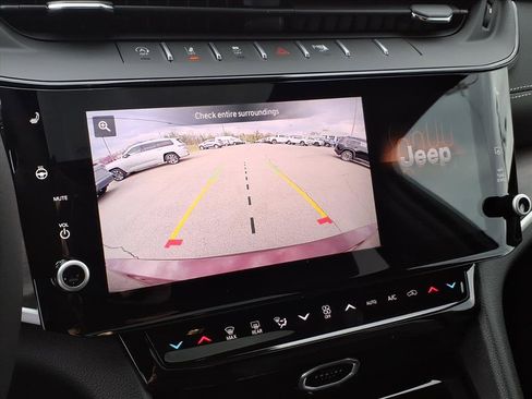 New 2026 Jeep Grand Cherokee L 4WD image 26