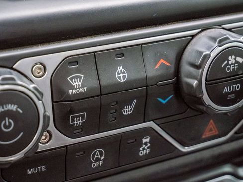 Used 2022 Jeep Gladiator Sport AWD/4WD image 56