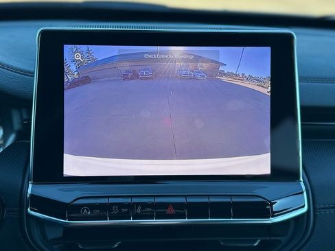 New 2026 Jeep Compass Latitude image 25