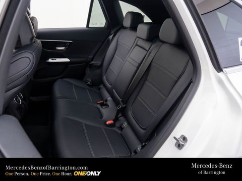 New 2026 Mercedes-Benz GLC 300 4MATIC image 19