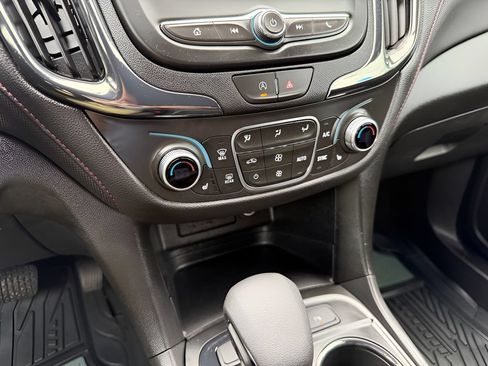 Used 2024 Chevrolet Equinox RS AWD/4WD image 25