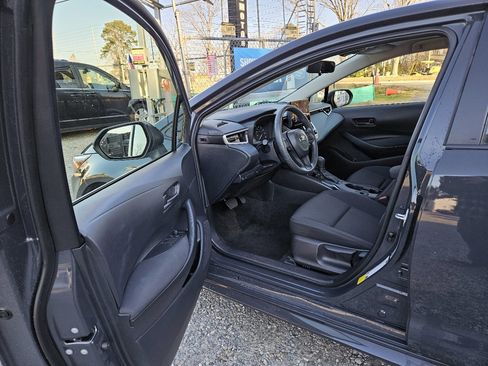 Used 2024 Toyota Corolla Hybrid Sedan image 9