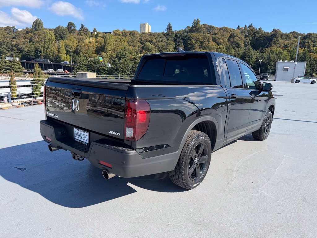 Certified 2023 Honda Ridgeline Black Edition image 7