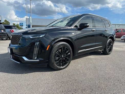 Used 2024 Cadillac XT6 Luxury AWD/4WD image 1