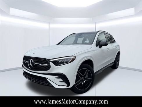 Certified 2026 Mercedes-Benz GLC 300 4MATIC image 1
