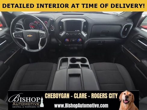 Used 2022 Chevrolet Silverado 1500 LT w/ Bed Protection Package AWD/4WD image 6