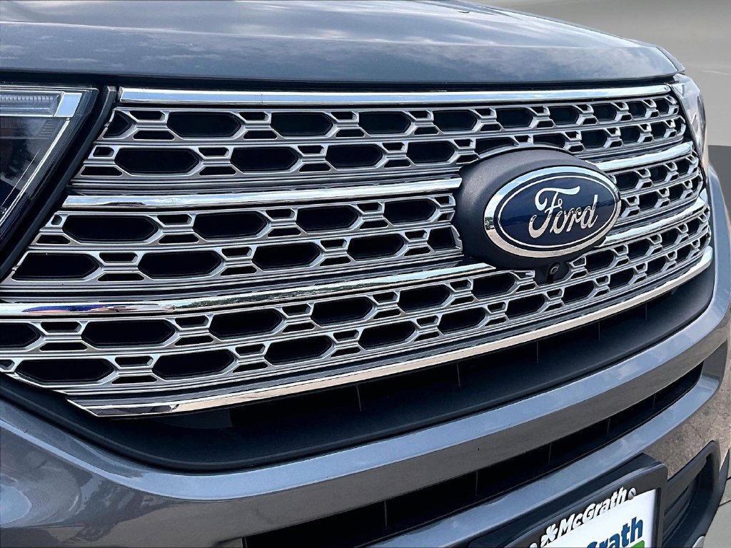Used 2022 Ford Explorer Limited w/ Hybrid Equipment Group 310A AWD/4WD image 36
