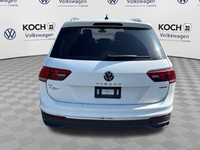 Used 2024 Volkswagen Tiguan SE AWD/4WD image 7