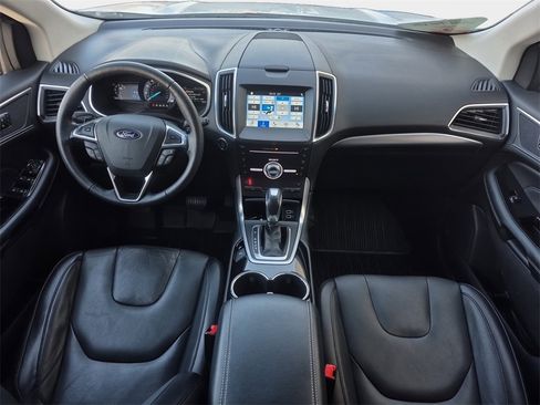 Used 2018 Ford Edge Titanium w/ Cold Weather Package image 14