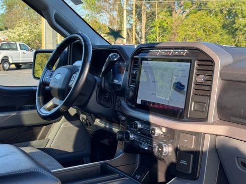 Used 2022 Ford F150 XLT w/ Equipment Group 302A High image 19