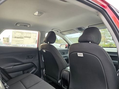 New 2026 Hyundai Kona SE image 14