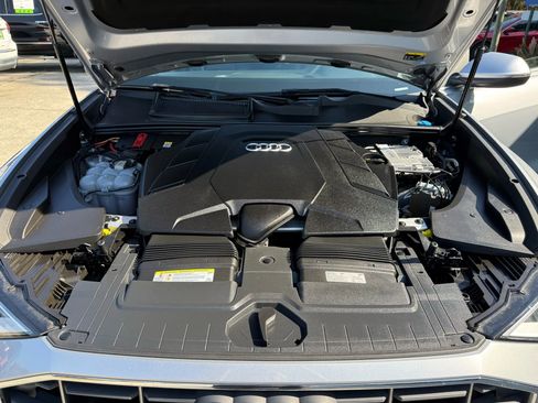 Used 2019 Audi Q8 Premium w/ Convenience Package image 42
