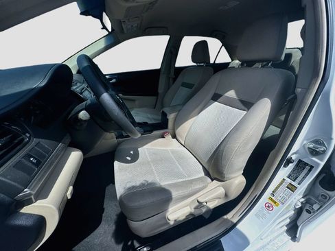 Used 2013 Toyota Camry FWD image 20
