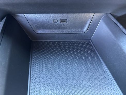 Used 2026 Chevrolet Equinox LT image 19