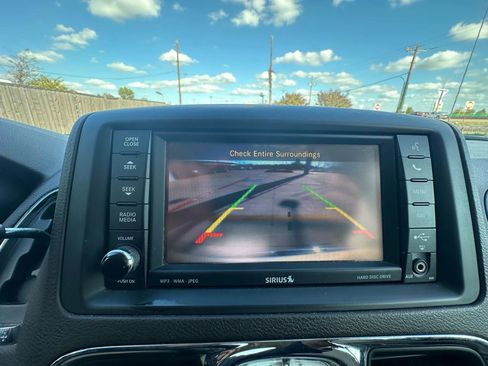 Used 2012 Chrysler Town & Country Touring w/ Entertainment Group #1 image 30