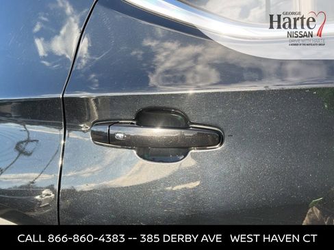 Used 2019 Chevrolet Traverse LT w/ LT Premium Package image 8