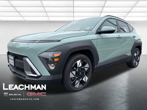 Used 2025 Hyundai Kona SEL FWD image 7