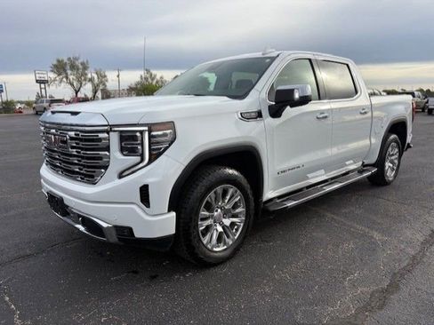 Used 2022 GMC Sierra 1500 Denali AWD/4WD image 1