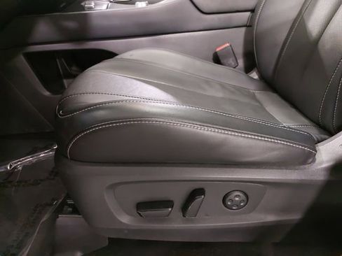 Used 2023 INFINITI QX60 Luxe w/ Performance Audio Package FWD image 30